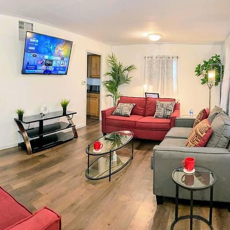 *King Bed/3Bds House Near Naval Base & 6Flags* Apartment วอคีแกน ภายนอก รูปภาพ