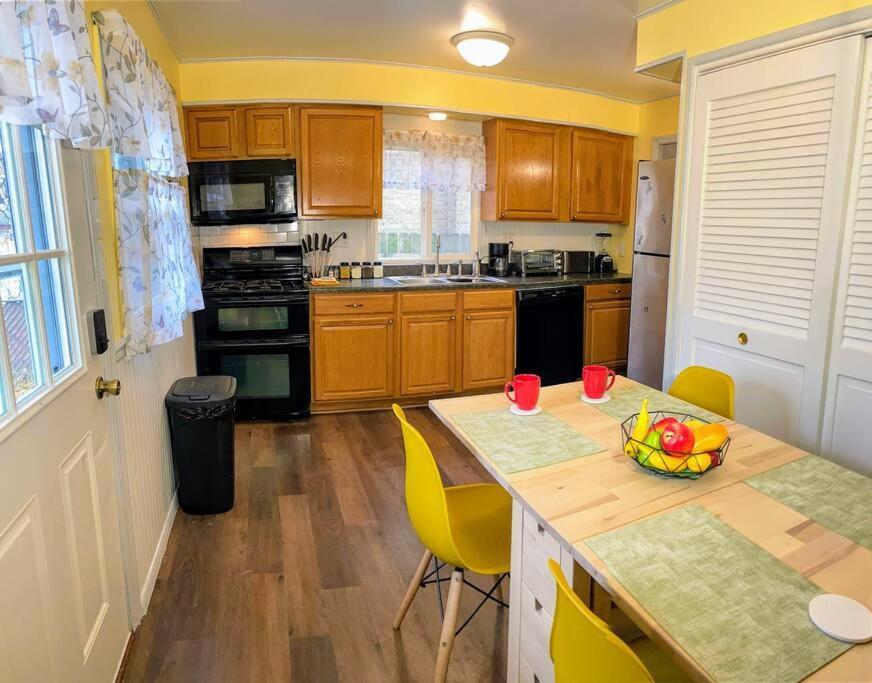*King Bed/3Bds House Near Naval Base & 6Flags* Apartment วอคีแกน ภายนอก รูปภาพ