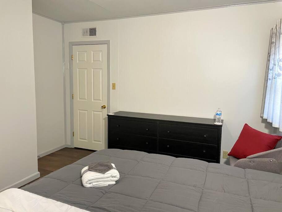 *King Bed/3Bds House Near Naval Base & 6Flags* Apartment วอคีแกน ภายนอก รูปภาพ